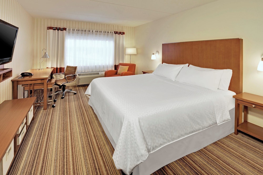 Room at FOUR POINTS BY SHERATON CAMBRIDGE KITCHENER, ONTARIO, CAMBRIDGE - ONTARIO