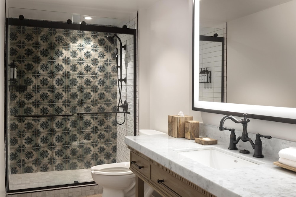 Hyatt Regency Hill Country Resort And Spa 83/84