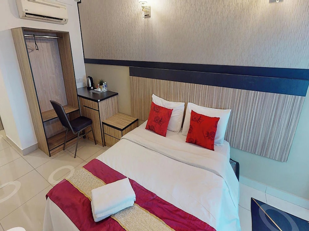 Aster Hotel Bukit Jalil 17/50