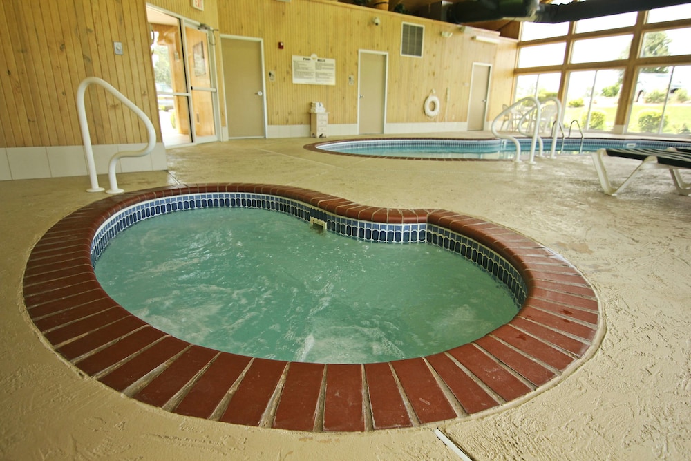 Crown Pointe Lodge, BW Signature Collection 5/38