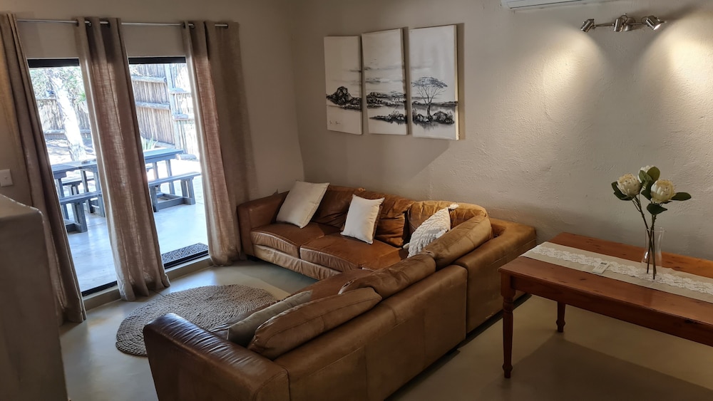 Thornhill Safari Lodge 27/70