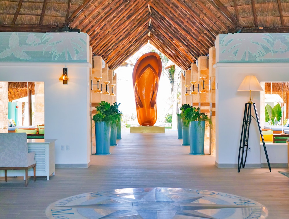 Margaritaville Island Reserve Riviera Cancun by Karisma 58/81