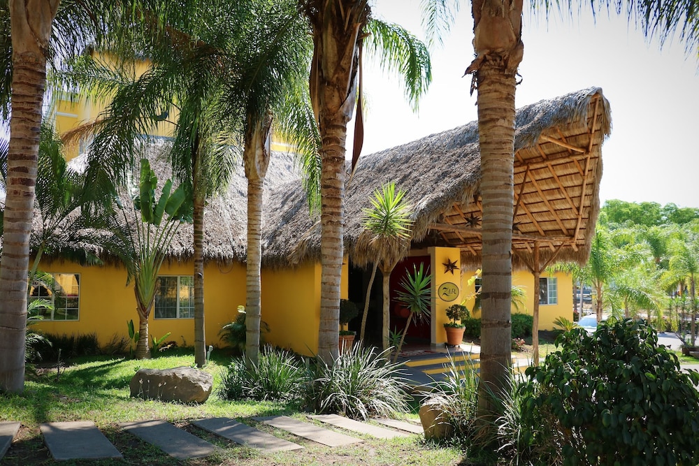 Hotel Zar Colima 2/48