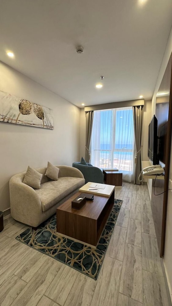 فندق سي فيو(SEAVIEW HOTEL) 34/74