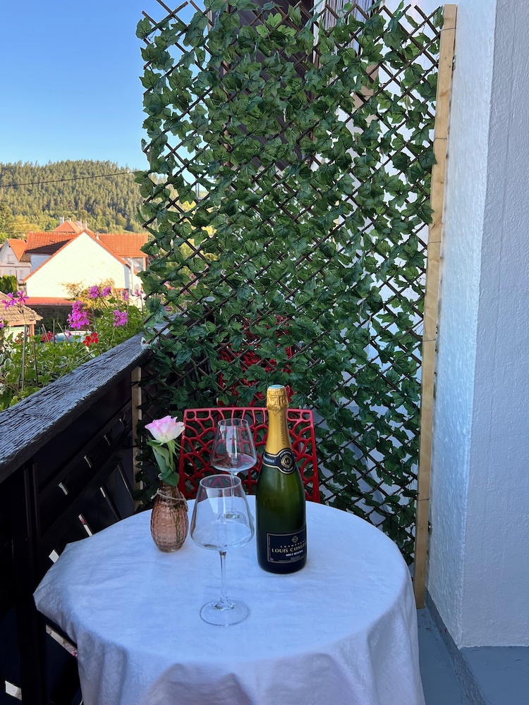 LOGIS HOTEL DES ROCHES 54/60