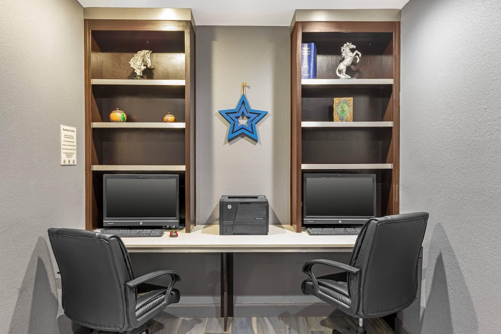 QUALITY INN AND SUITES PLANO EAST RICHARDSON 55/62