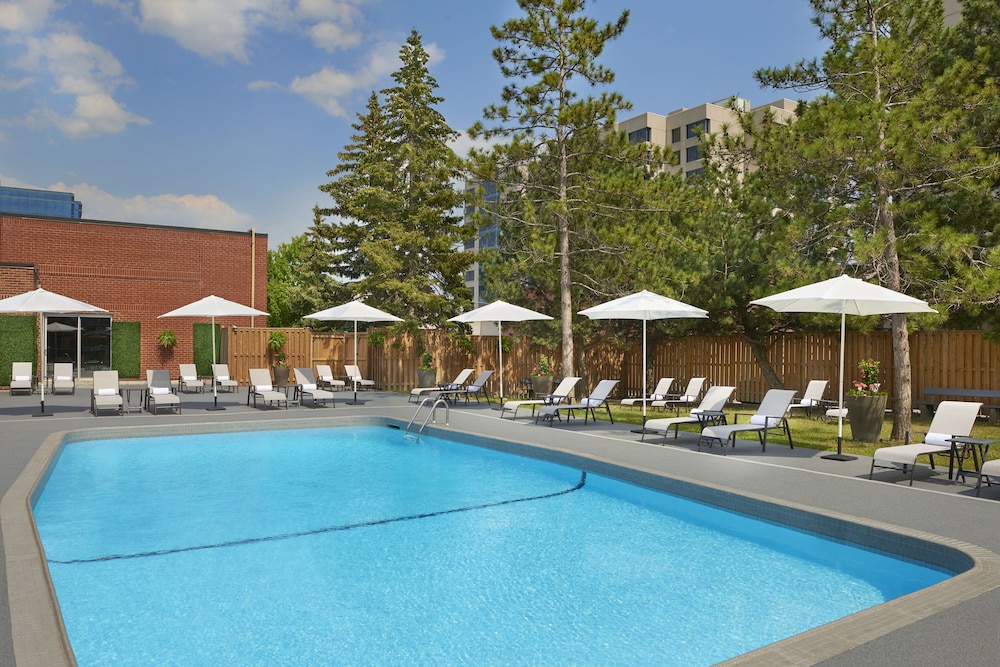 Best Western Parkway Hotel Toronto North 1/32