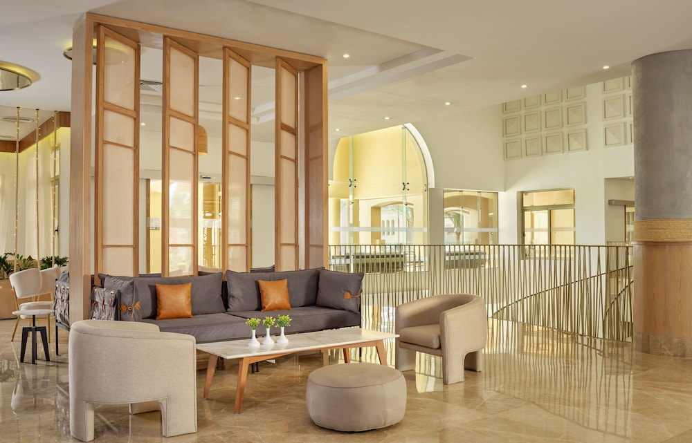 Coral Sea Water World Resort 38/73