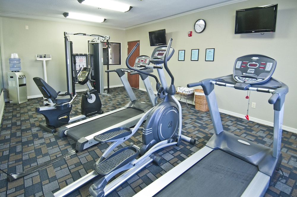 Holiday Inn Express Hotel And Suites Lake Charles 31/58