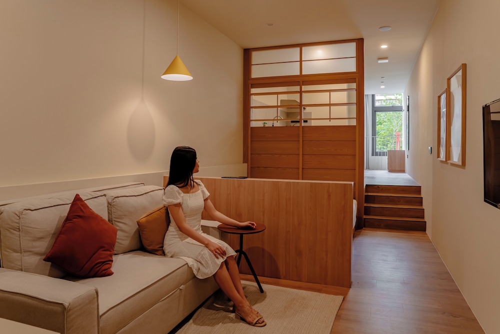 Alma House 42/54