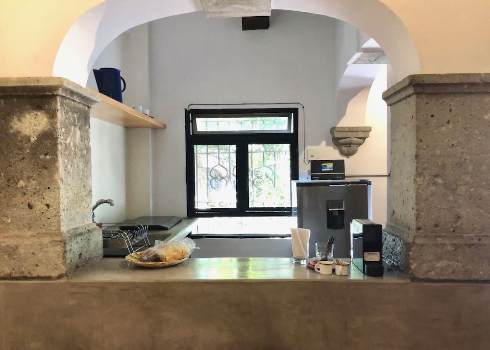 Agrado Guest House 32/56