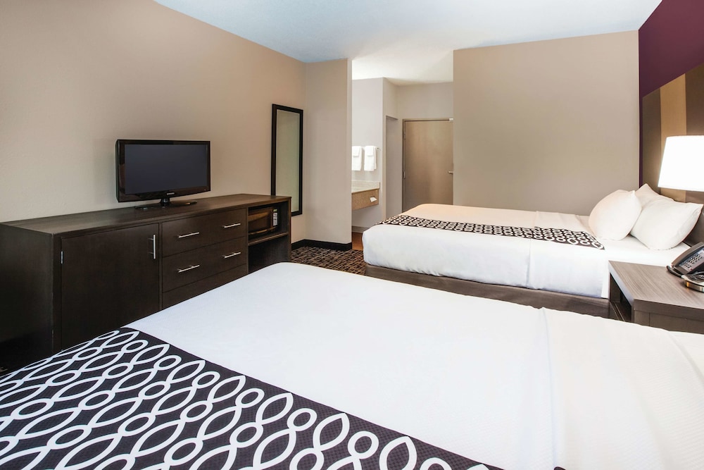 La Quinta Inn Indianapolis North at Pyramids 10/43
