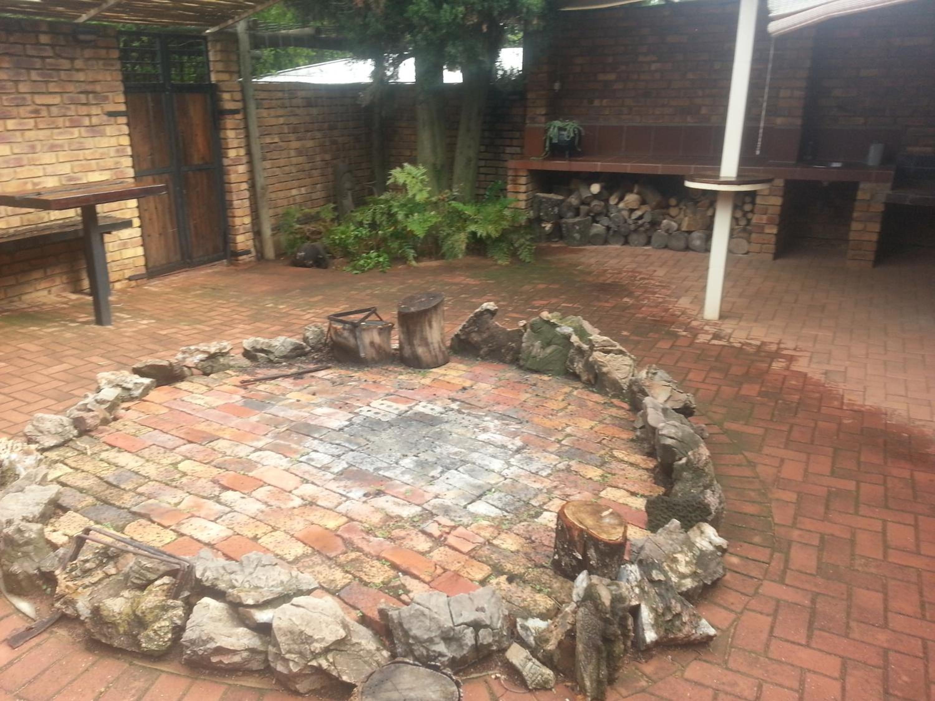 At The Rocks Lodge 25/53