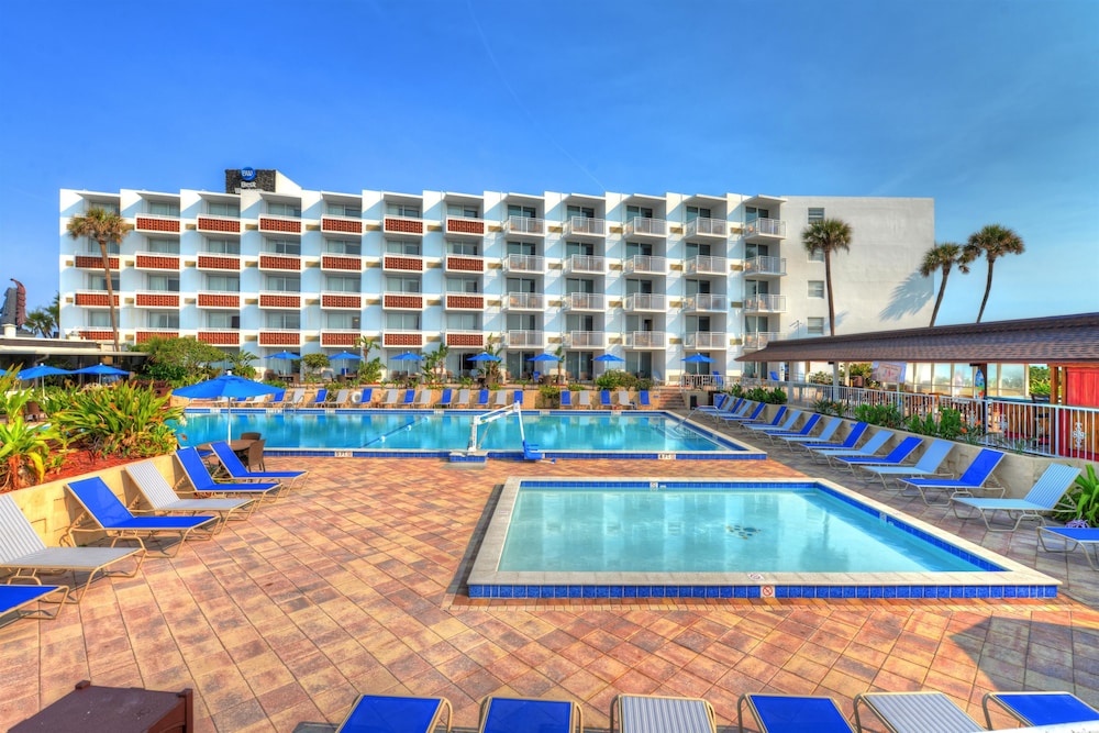 Best Western Aku Tiki Inn 11/40