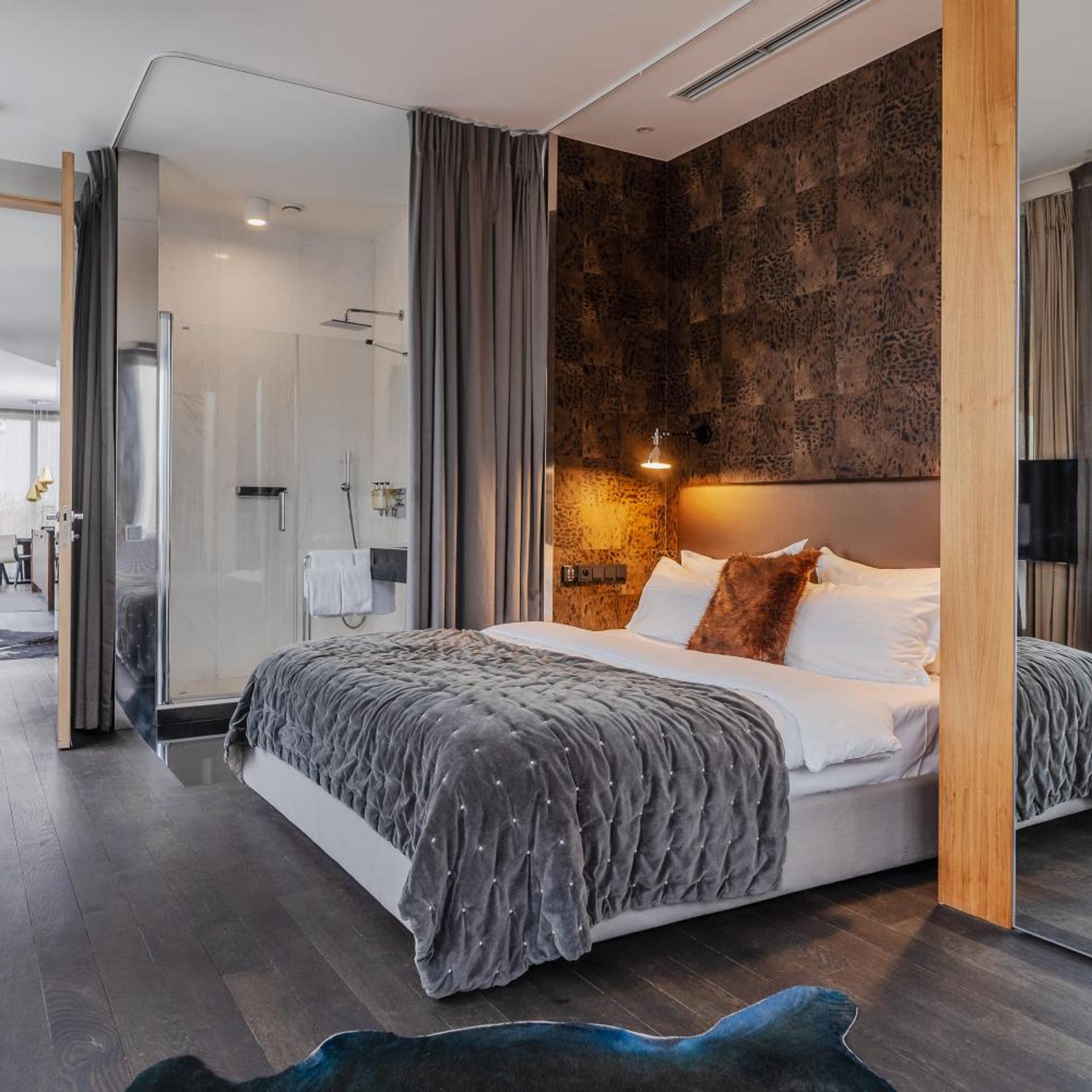 Penthouse, Apartment