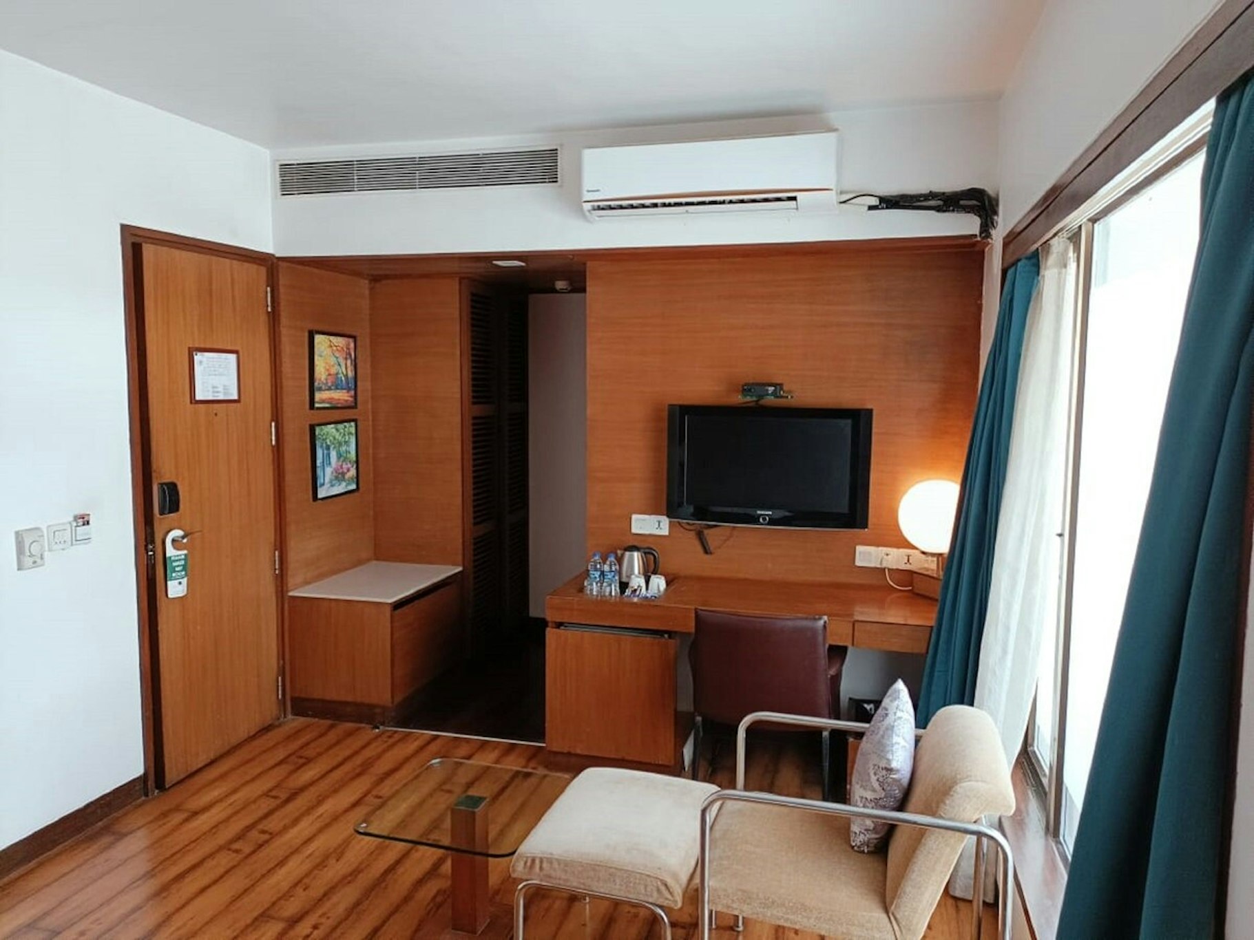 Yogi Executive 58/61