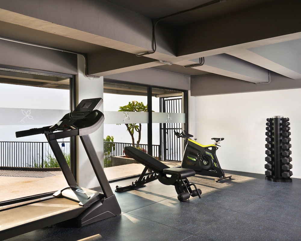 Laska Hotel and Resort Ciletuh 12/40