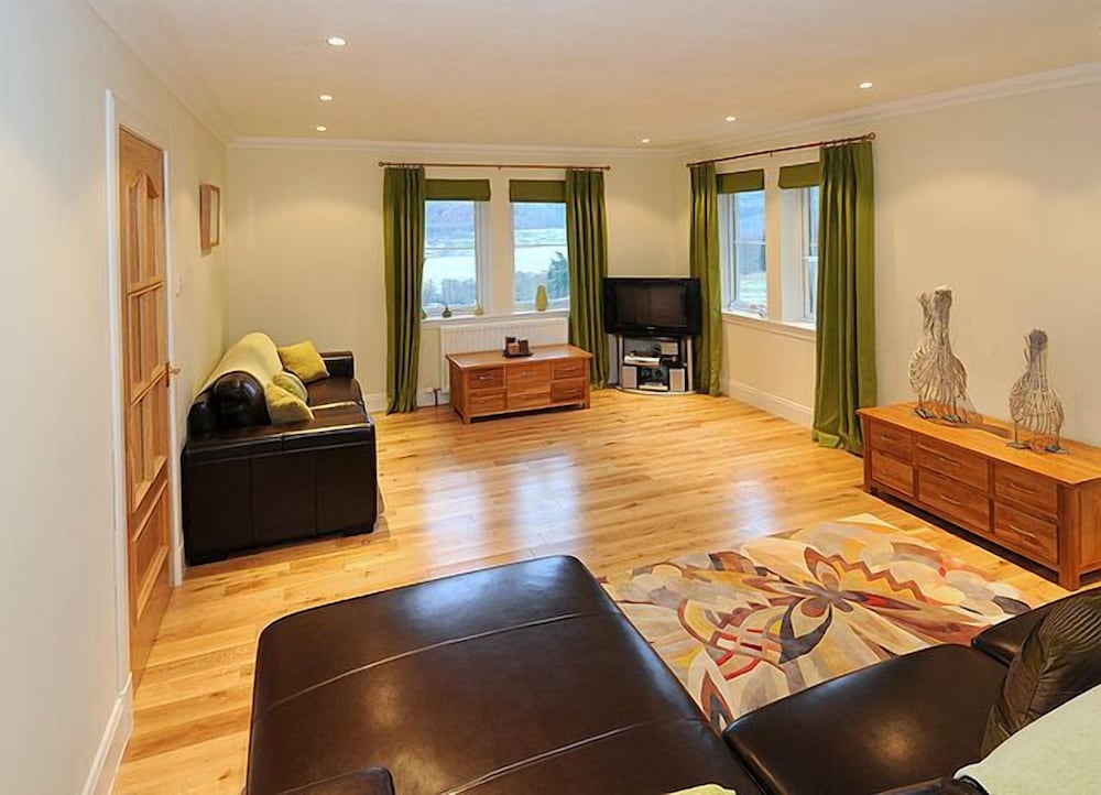 Bcc Lochness Cottages 23/39