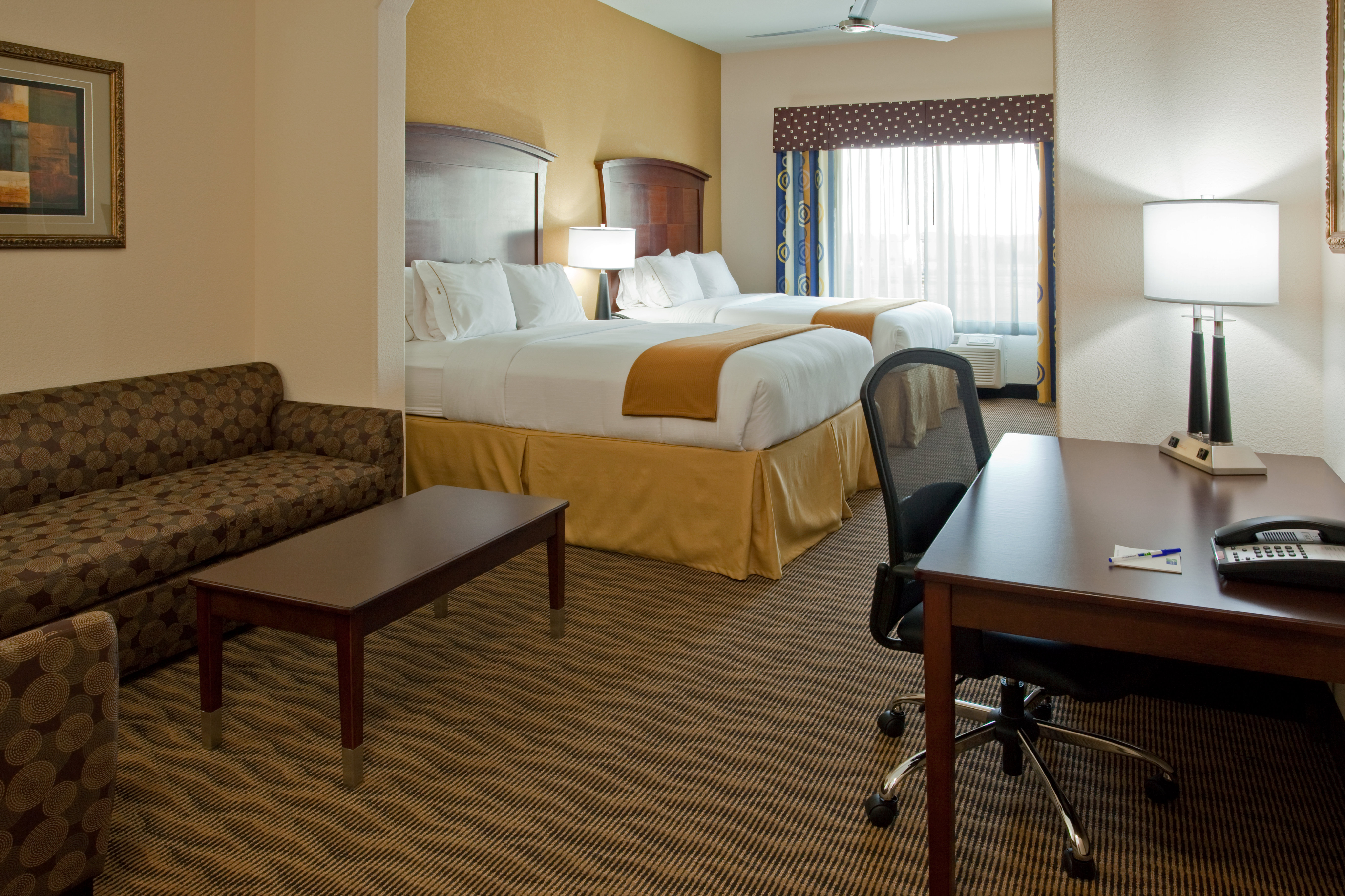 Suite, 2 Queen Beds