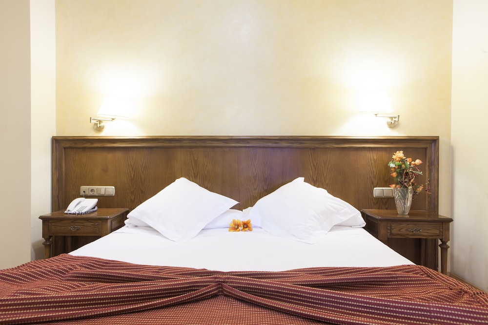 Hotel Cervantes 19/41