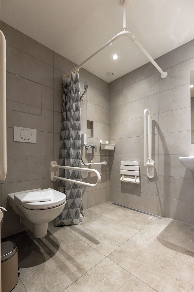 Los Lorentes Residences 48/50