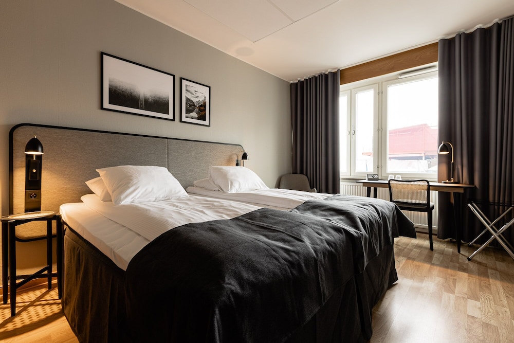 Home Hotel Etage 3/37