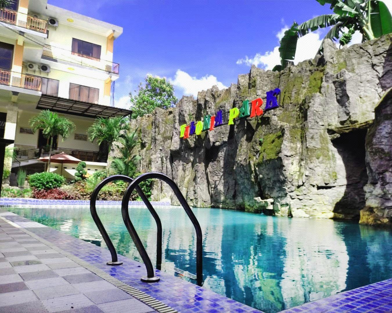 Grand Valonia Hotel 17/23