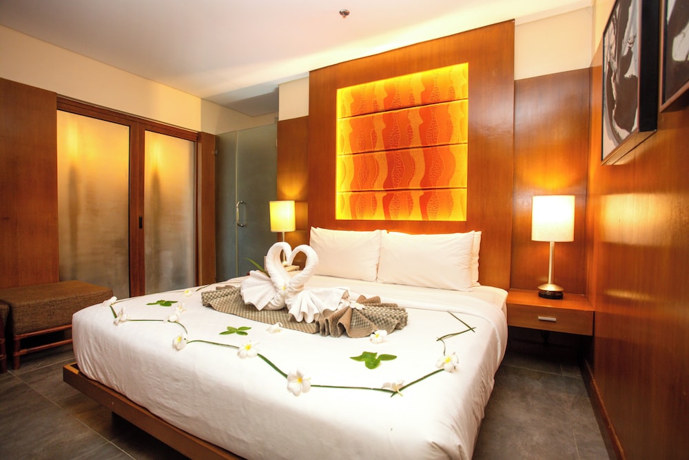 Crown Regency Beach Resort Boracay 31/75