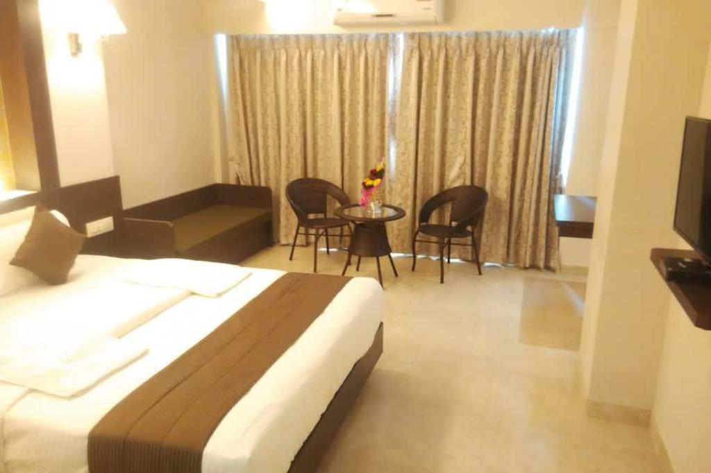 Hotel Sai Residency 13/19