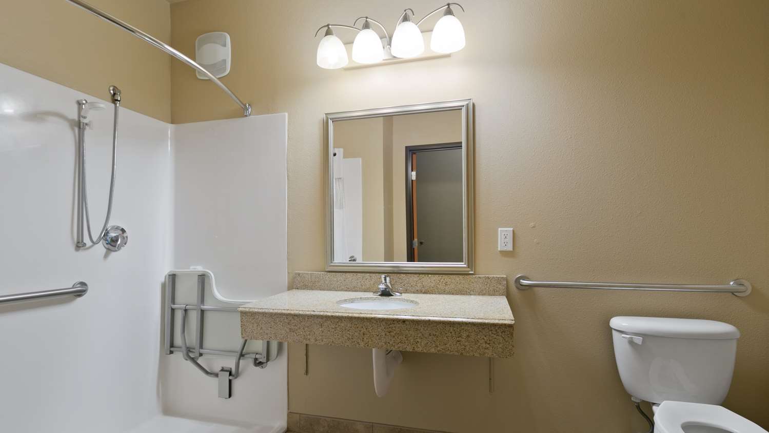 Best Western Plus Port Of Camas-Washougal Convention Center 40/41