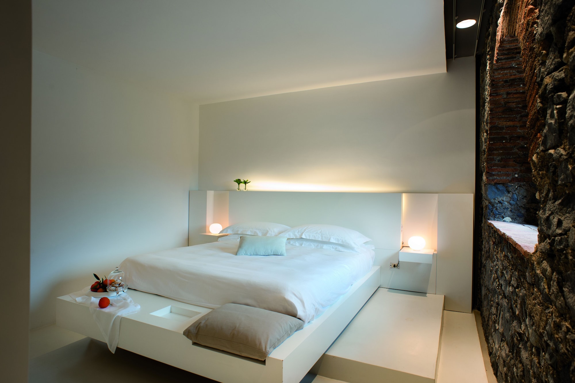 STANDARD, DOUBLE BED, ACCESSIBLE