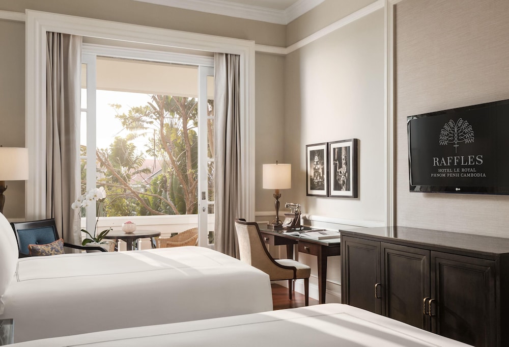 State, Twin Beds, Pool View، Raffles Hotel Le Royal 4/10