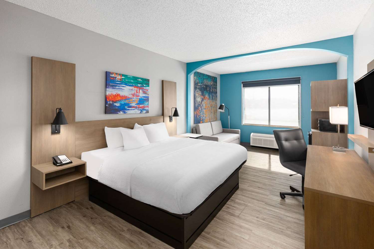 MainStay Suites Decatur River City 12/43