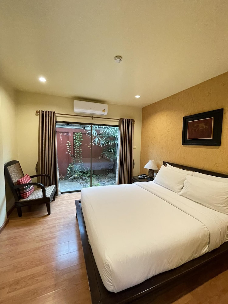 Deluxe, Double Bed, Private Garden