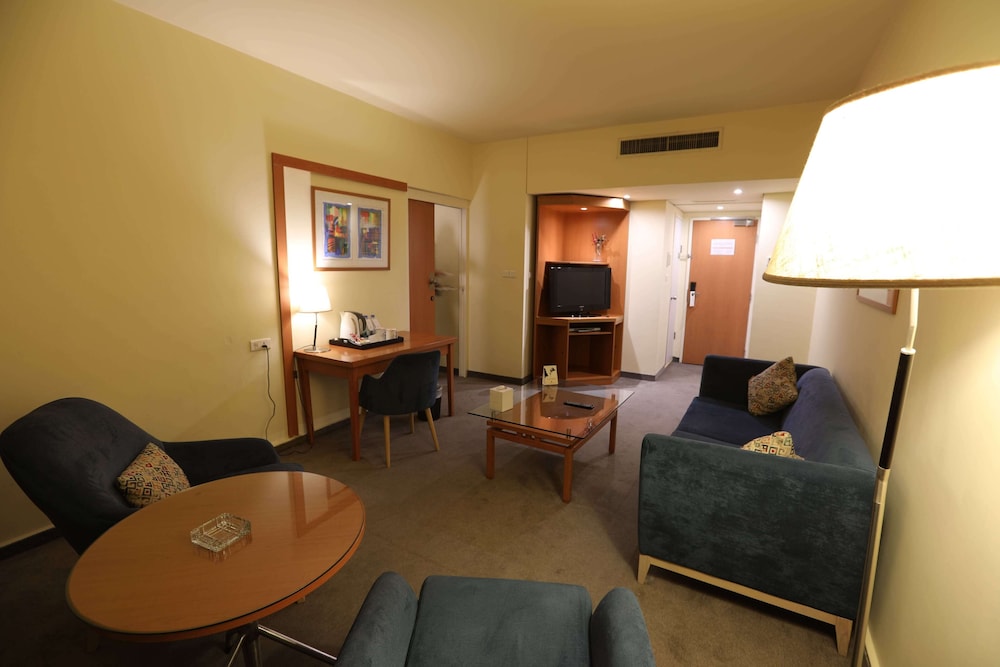 Lancaster Tamar Hotel Beirut 53/73