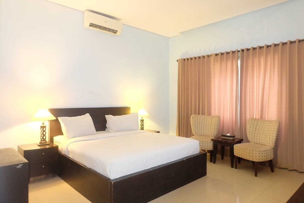 The Radiant Hotel Spa 14/50