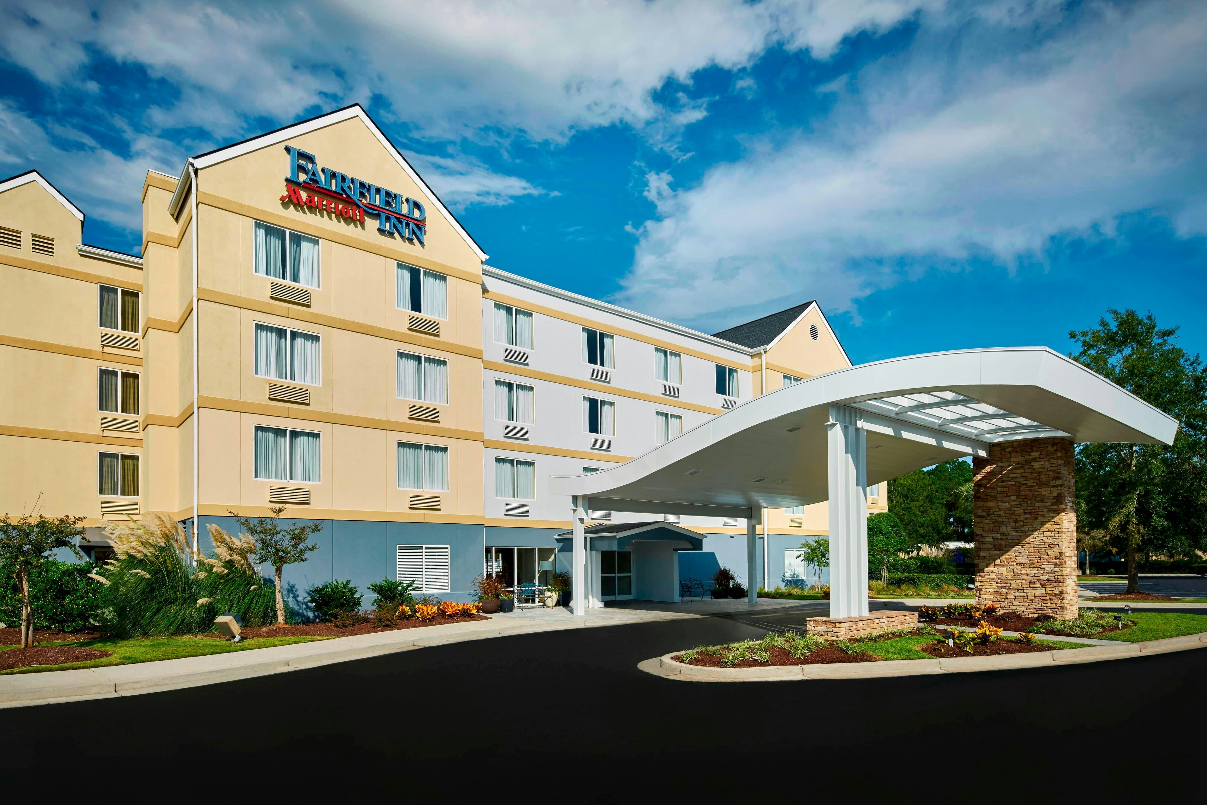 Fairfield Inn By Marriott Myrtle Beach Broadway At the Beach 2/10