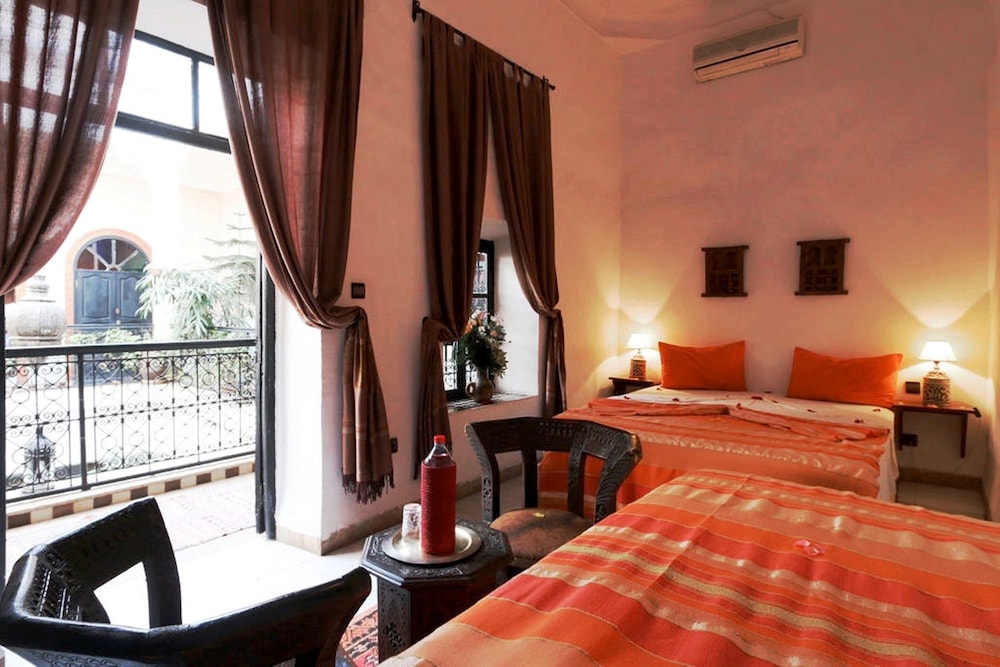 Riad Azalia 48/63