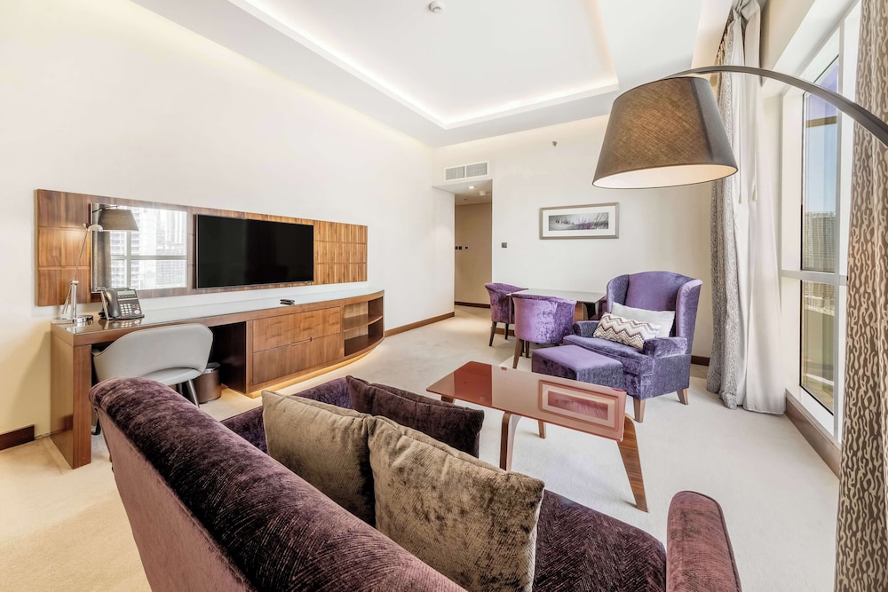 Radisson Blu Hotel Dubai Waterfront 51/78