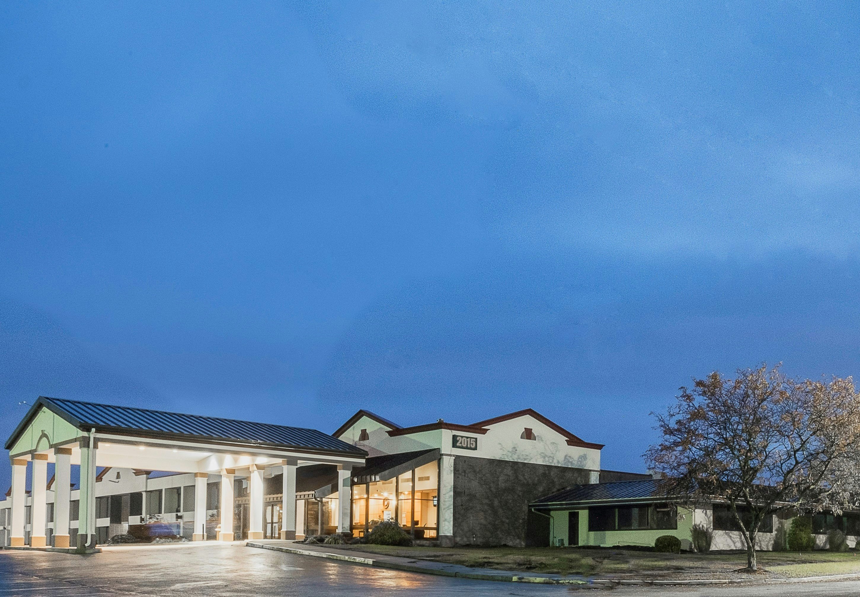 Red Roof Inn & Suites Mt Holly - McGuire AFB 4/38