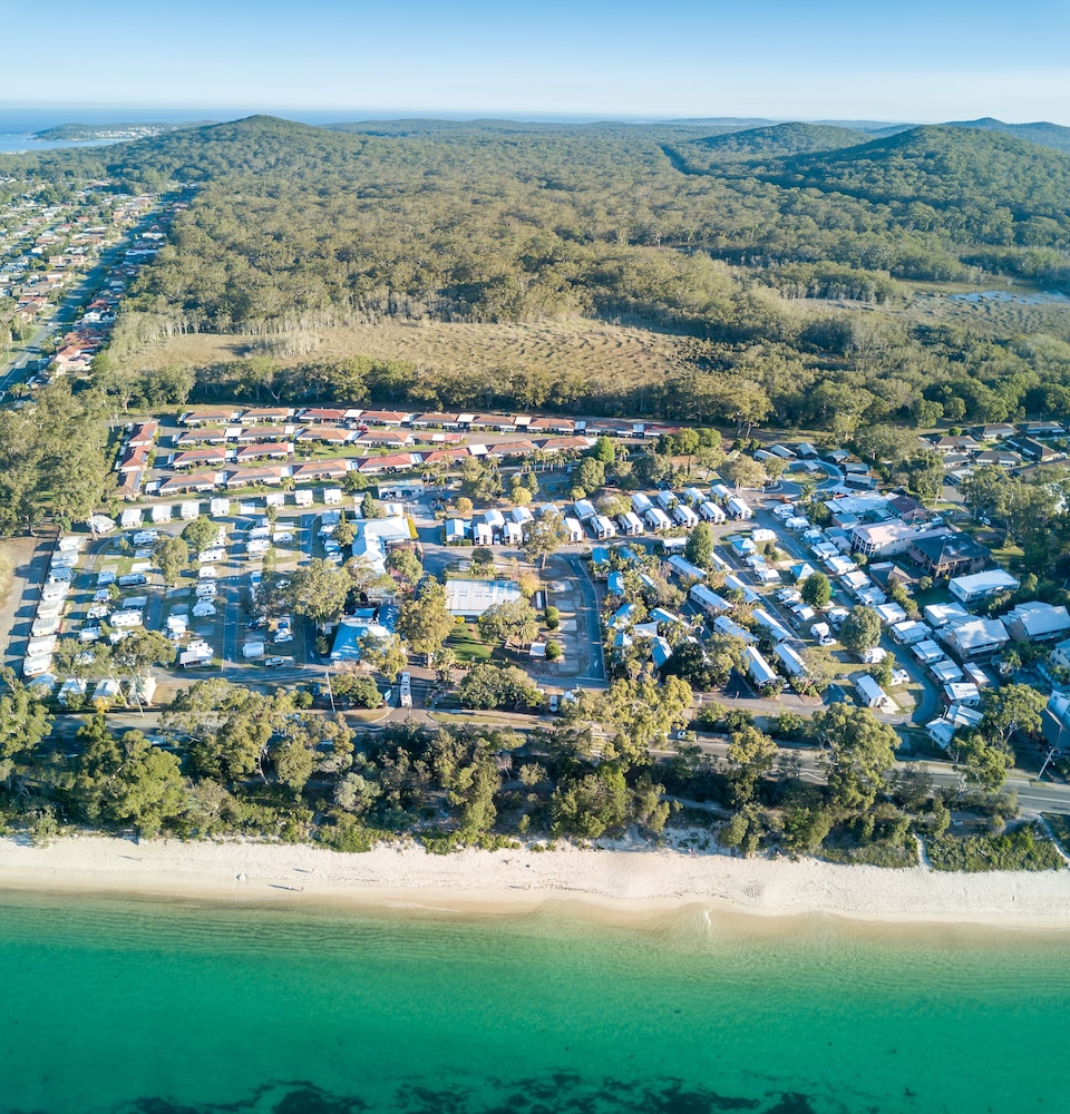 SHOAL BAY HOLIDAY PARK 59/70