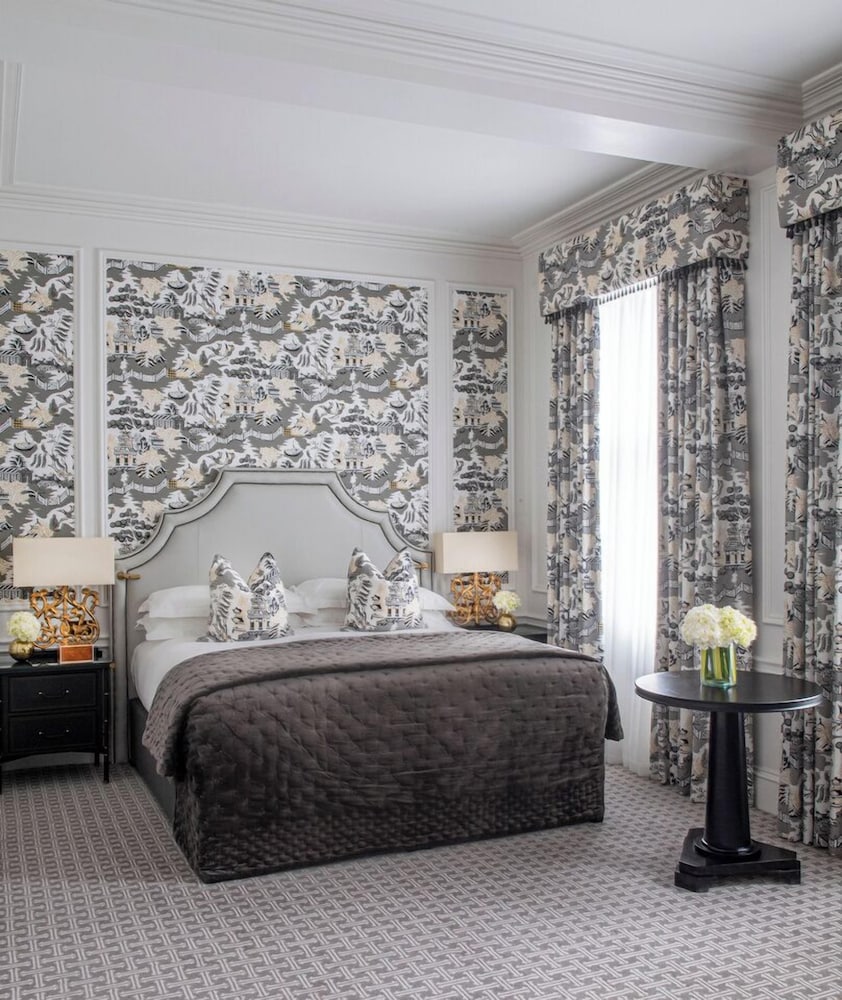 Room at The Kensington Hotel, LONDON