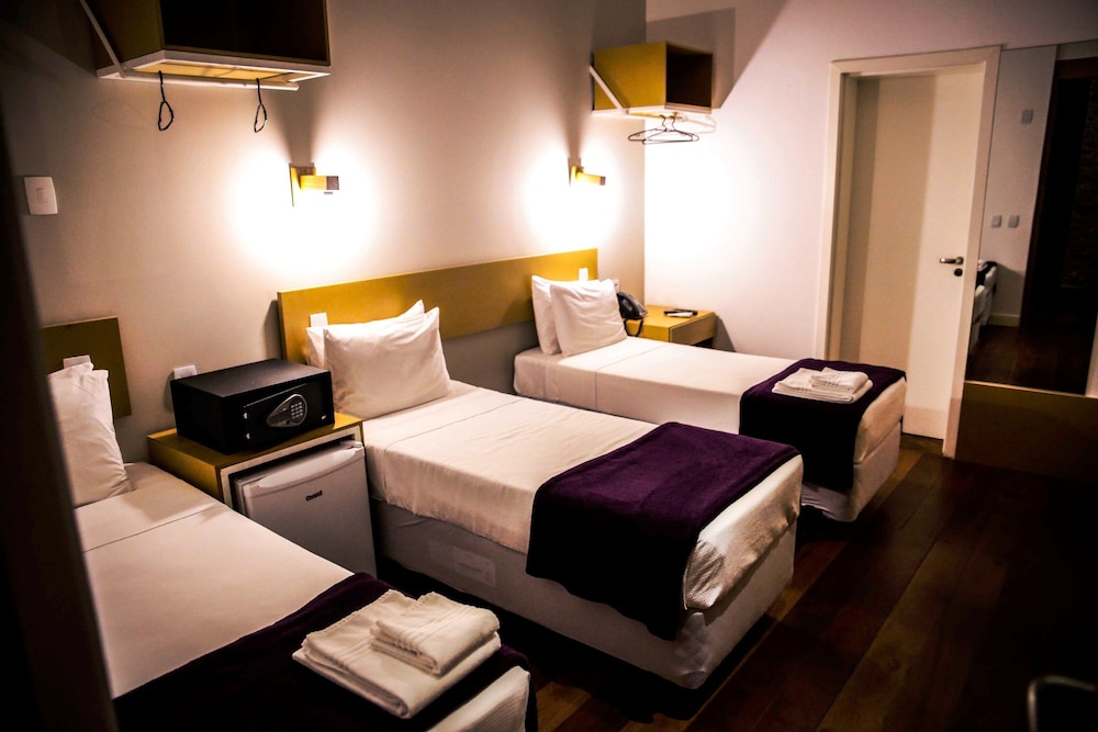 Villa 25 Hostel & Suites 30/69