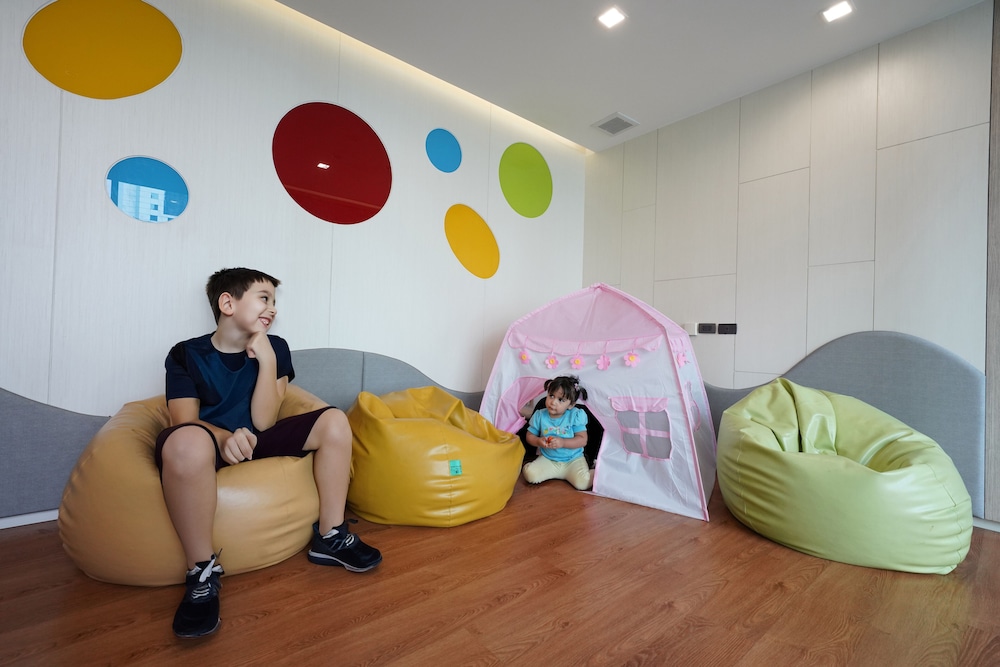 The Rich Residence Sukhumvit Nana 37/50