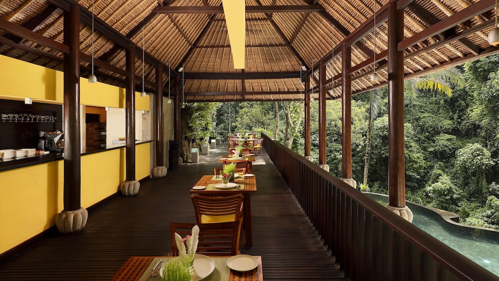 Maya Ubud Resort & Spa photo2