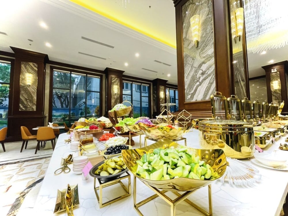 Cua Dong Luxury Hotel 60/70