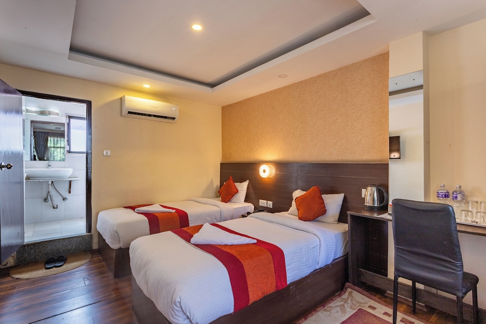 Hotel Sapana Garden 25/45