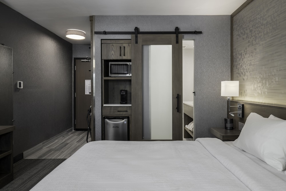 voco Niagara Falls - the Cadence, an IHG Hotel 15/55
