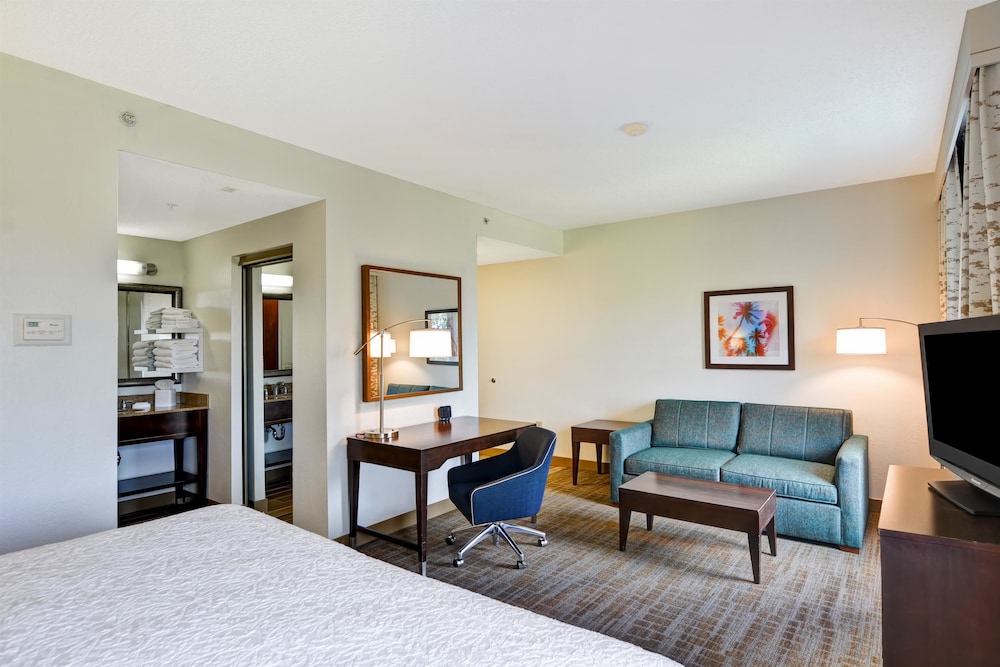 Hampton Inn And Suites Boynton Beach 28/45