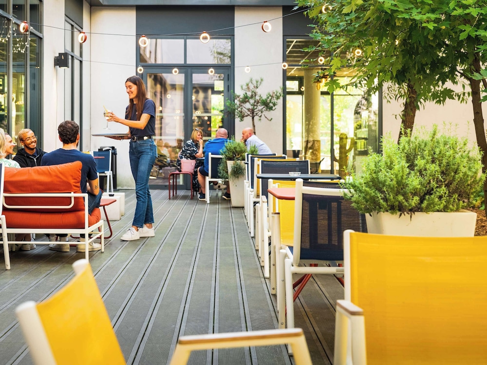 Ibis Paris Coeur d Orly Airport Hotel 62/66